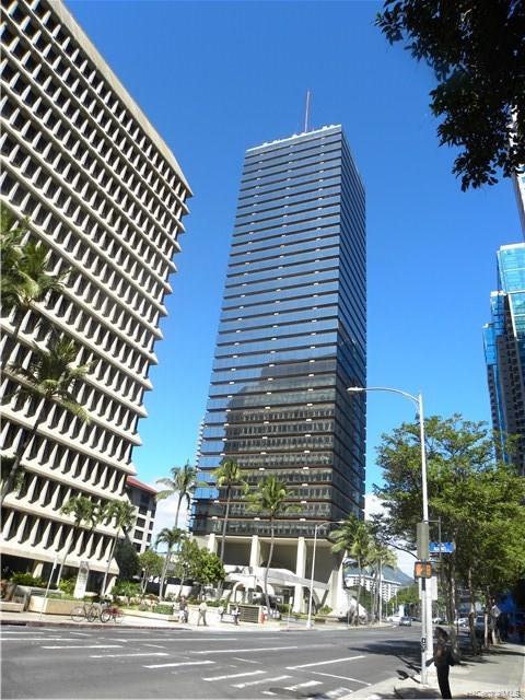 Century Square condo # 1605, Honolulu, Hawaii - photo 8 of 10