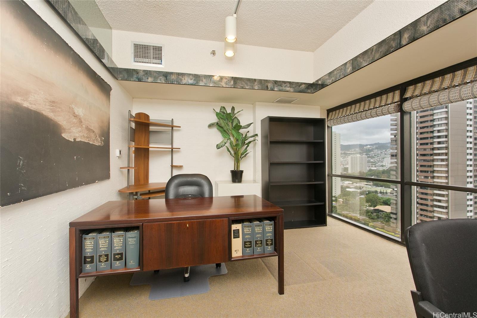 Century Square condo # 1706, Honolulu, Hawaii - photo 2 of 13