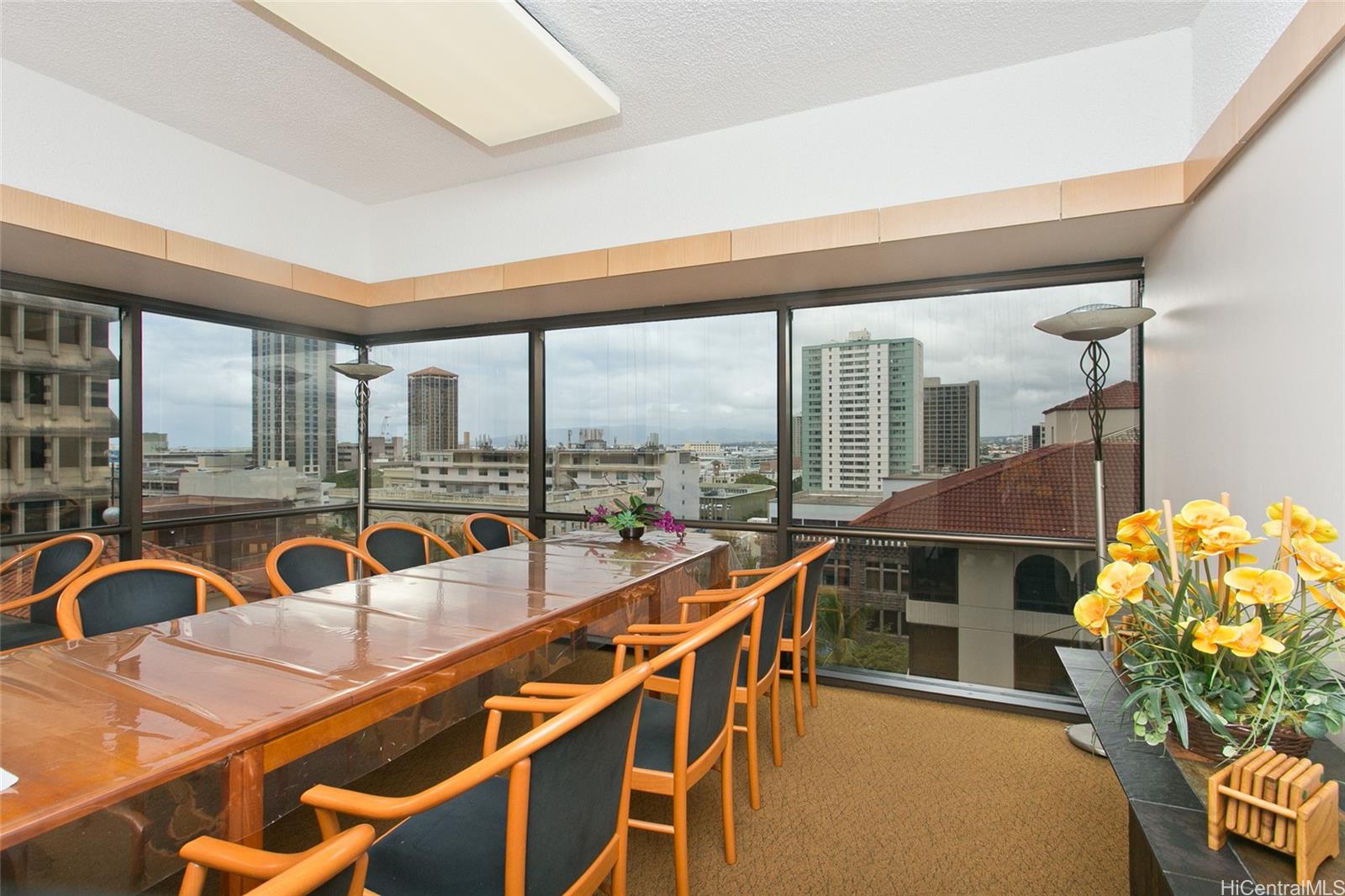 Century Square condo # 1706, Honolulu, Hawaii - photo 10 of 13