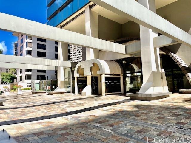 Century Square condo # 2505, Honolulu, Hawaii - photo 2 of 3