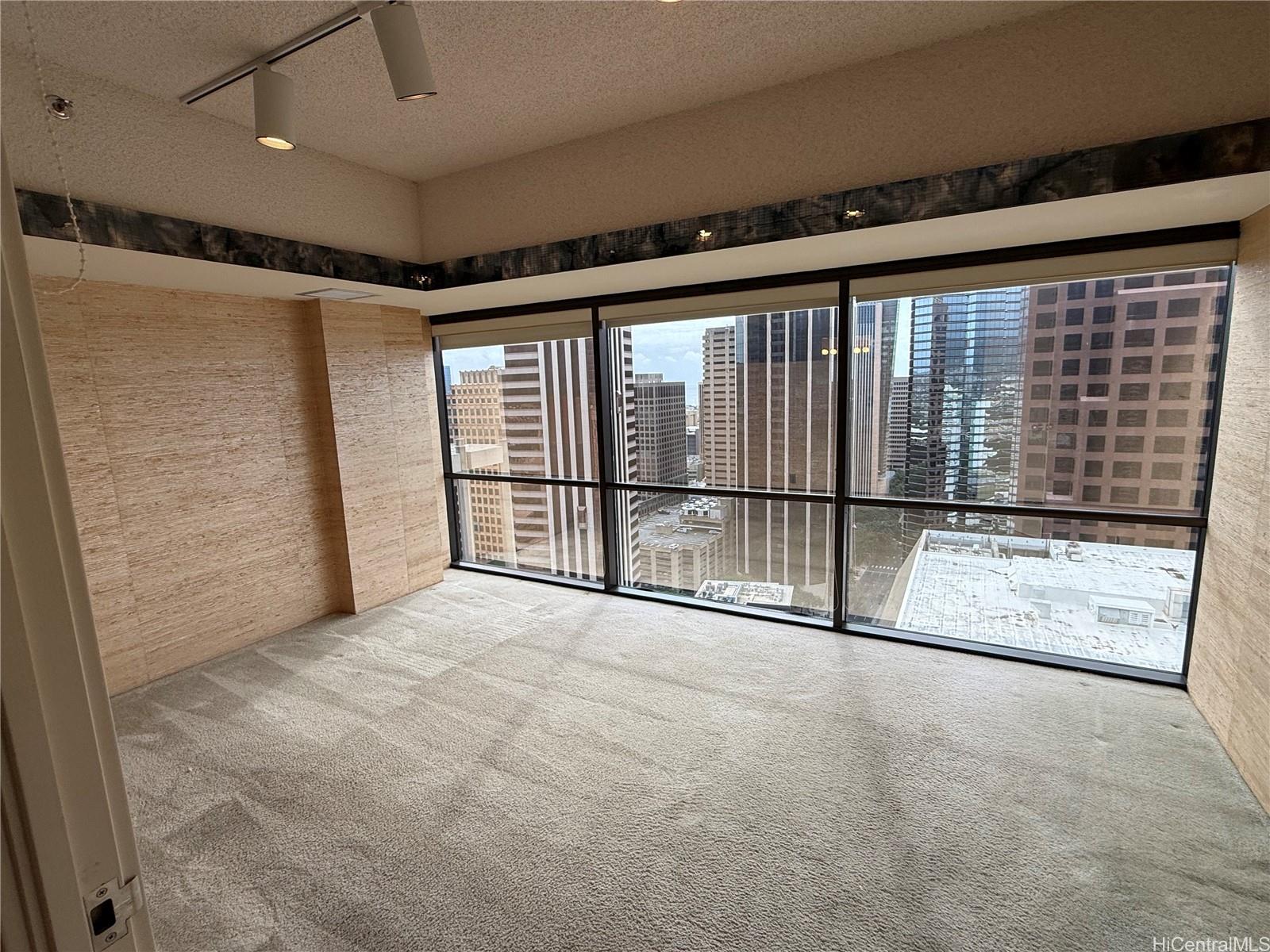 1188 Bishop St Honolulu - Rental - photo 4 of 6