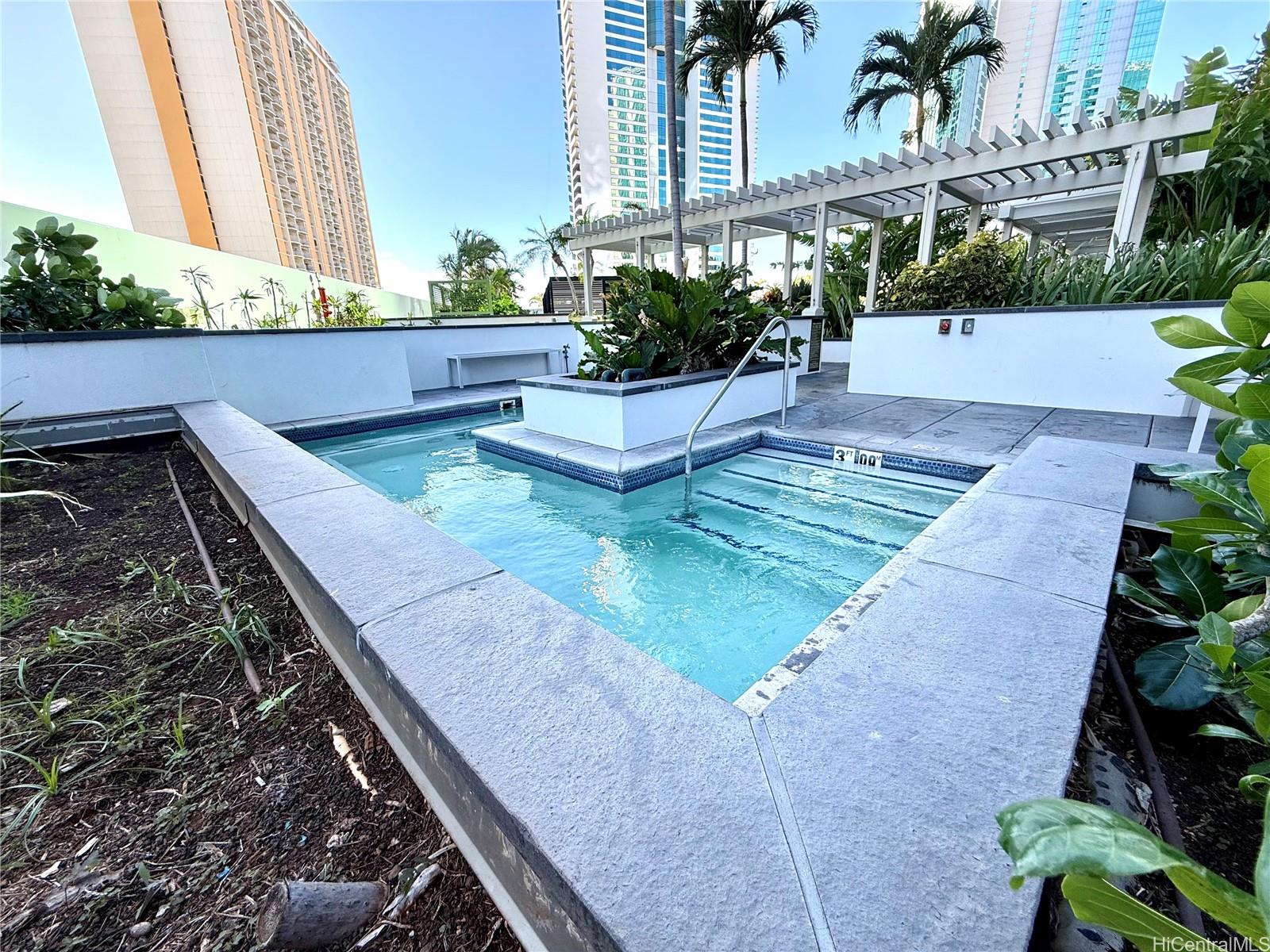 1189 Waimanu St Honolulu - Rental - photo 11 of 19