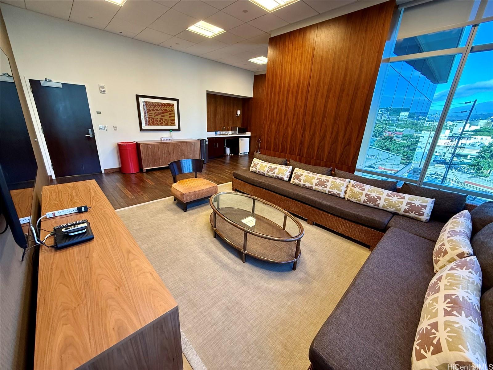 1189 Waimanu St Honolulu - Rental - photo 18 of 19