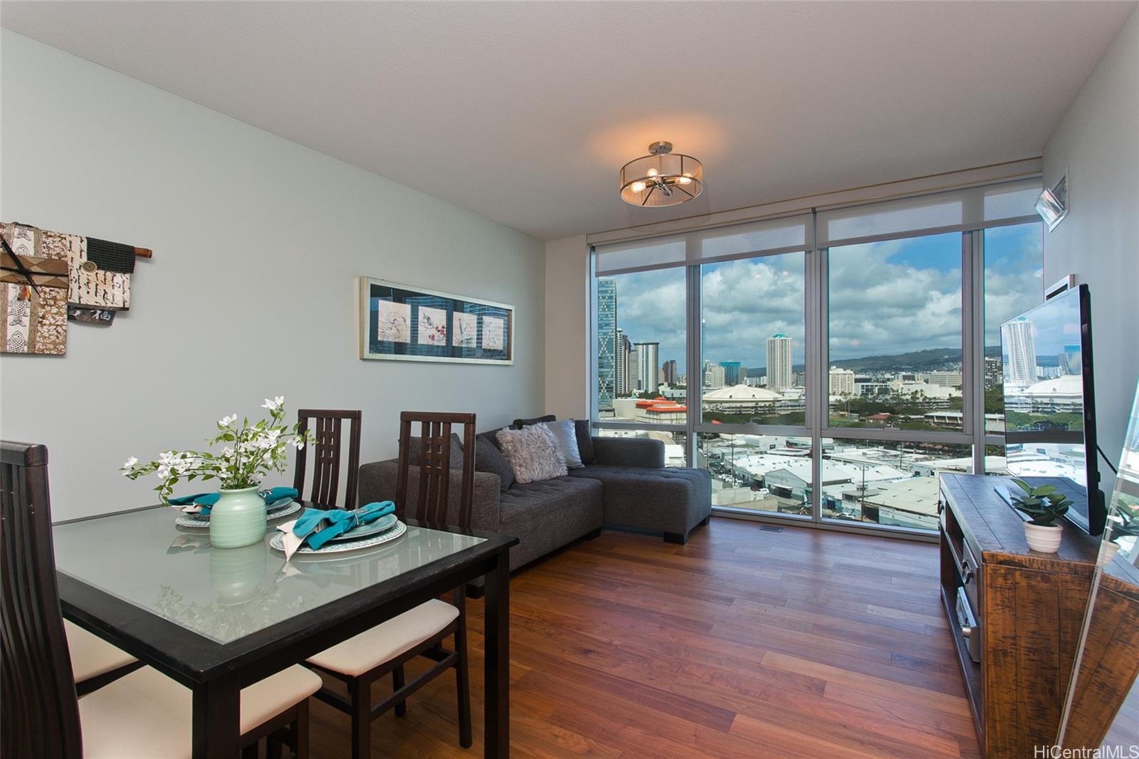 Waihonua condo # 1208, Honolulu, Hawaii - photo 2 of 17