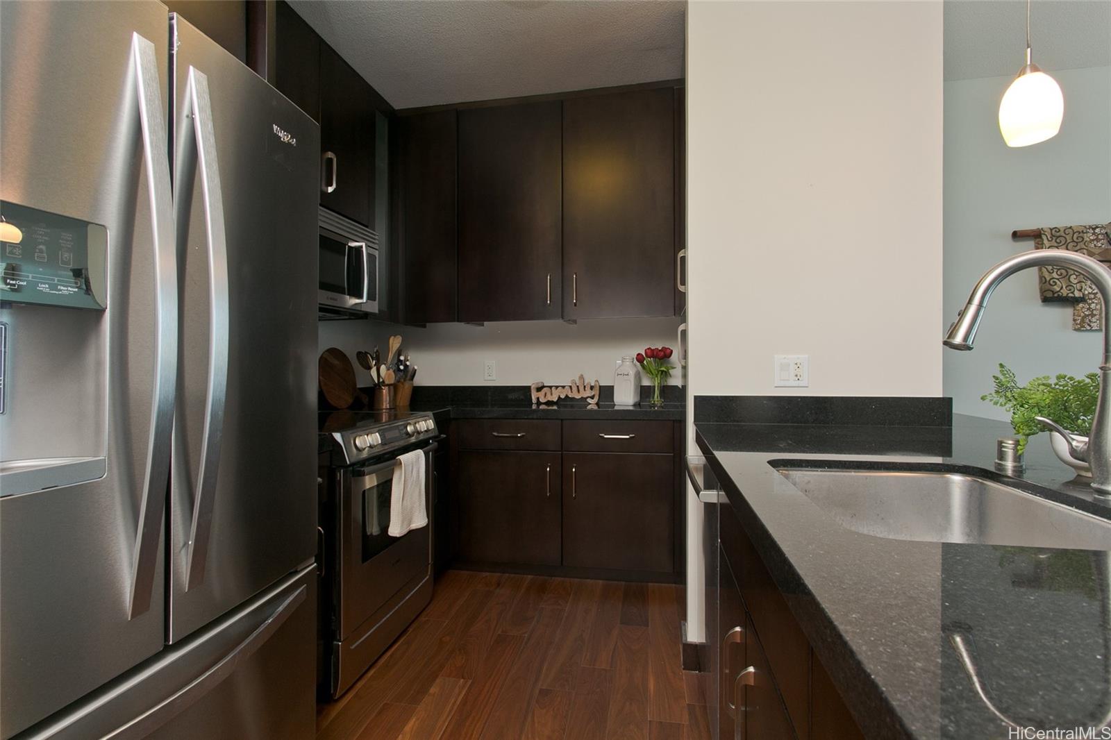 Waihonua condo # 1208, Honolulu, Hawaii - photo 5 of 17