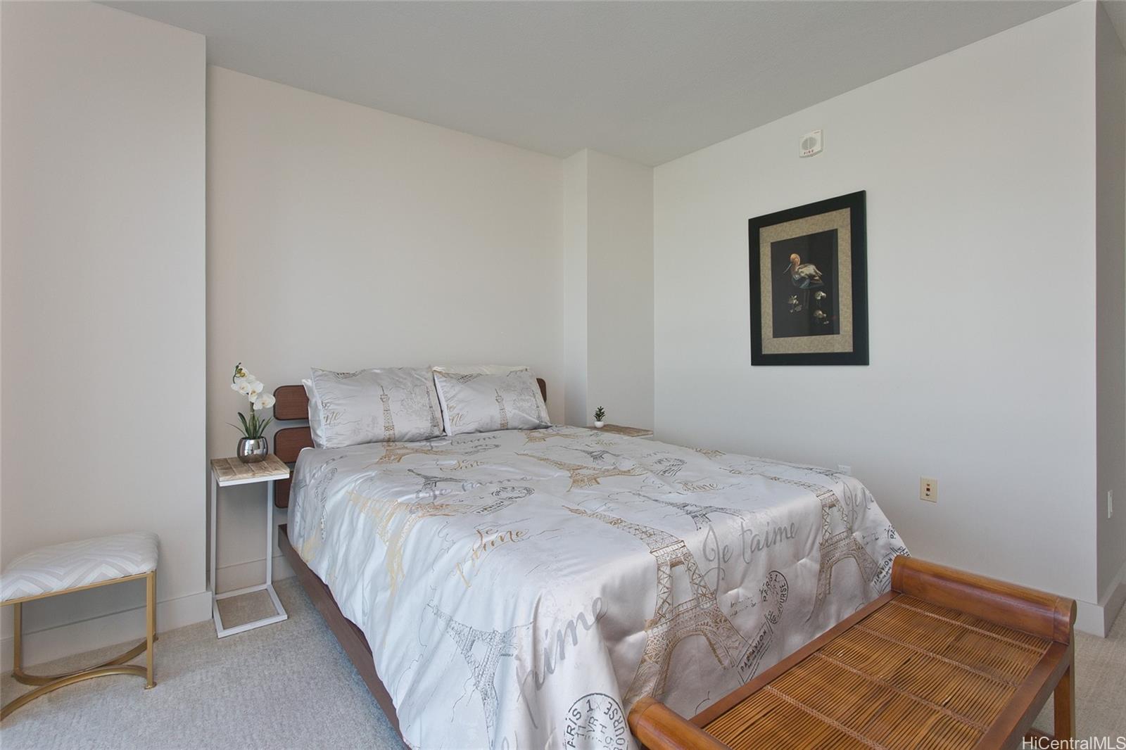 Waihonua condo # 1208, Honolulu, Hawaii - photo 7 of 17