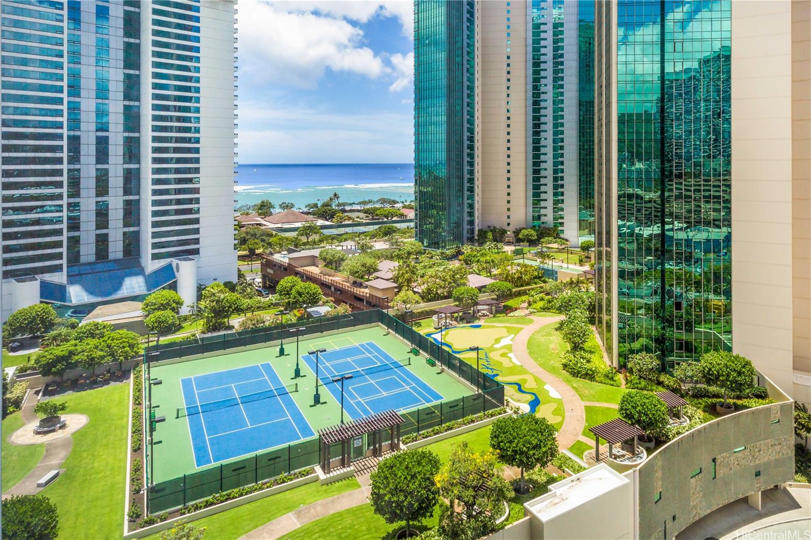 Waihonua condo # 1509, Honolulu, Hawaii - photo 14 of 25