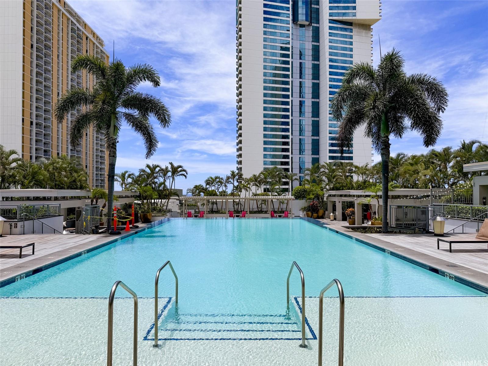 Waihonua condo # 1607, Honolulu, Hawaii - photo 12 of 17