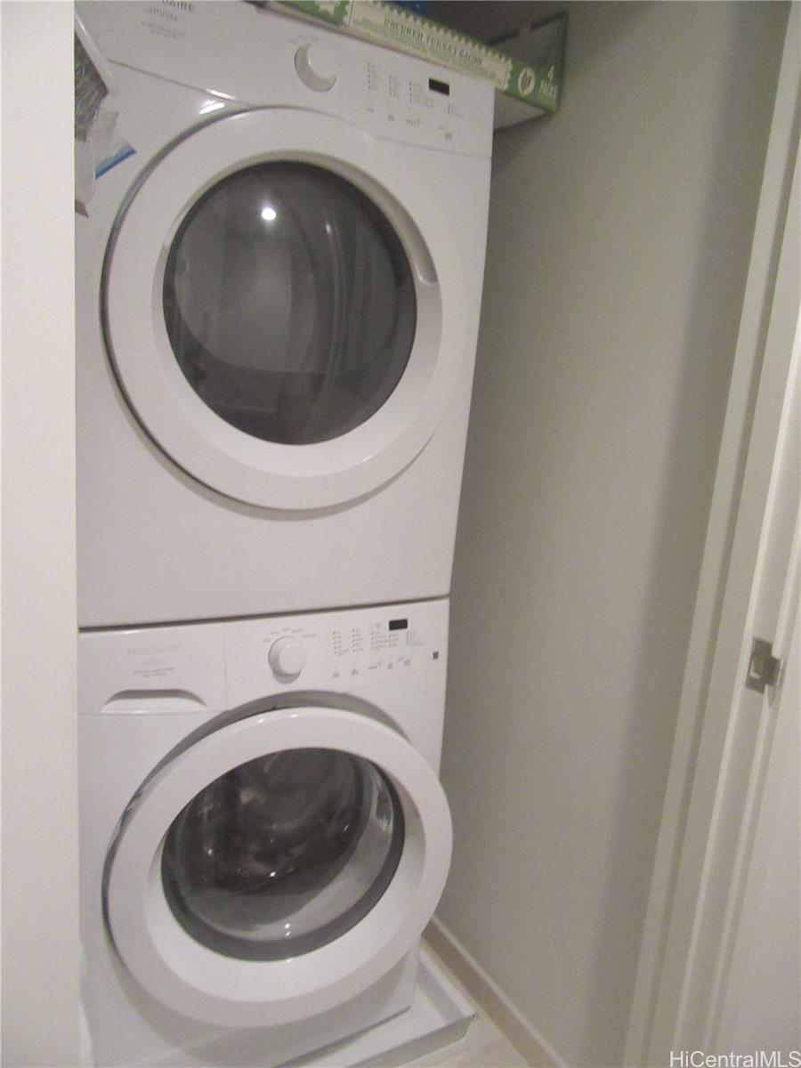 1189 Waimanu St Honolulu - Rental - photo 11 of 25