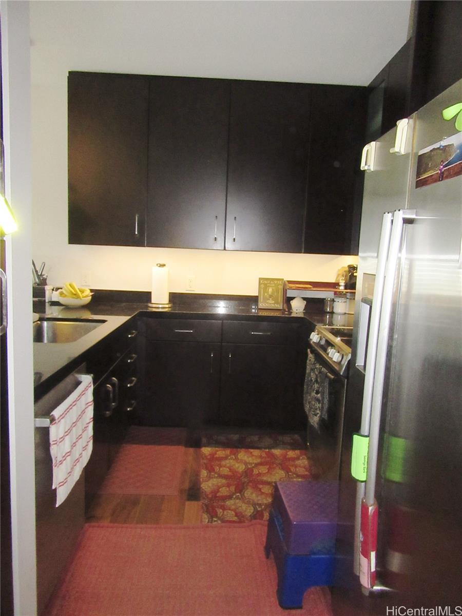 1189 Waimanu St Honolulu - Rental - photo 4 of 25