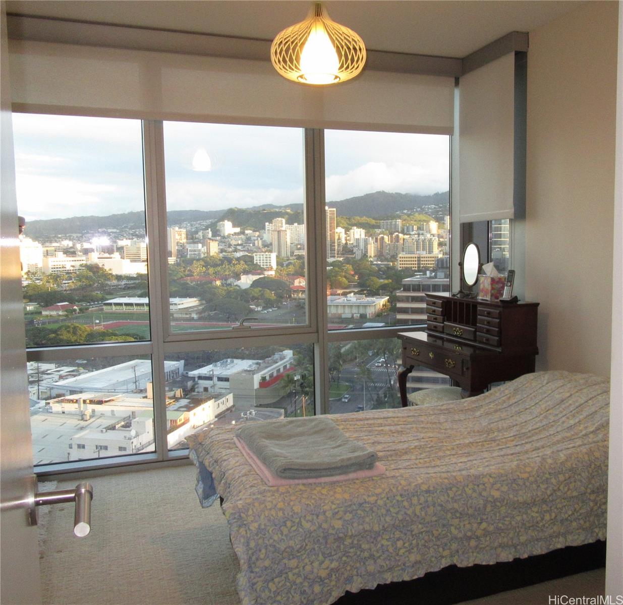 1189 Waimanu St Honolulu - Rental - photo 6 of 25