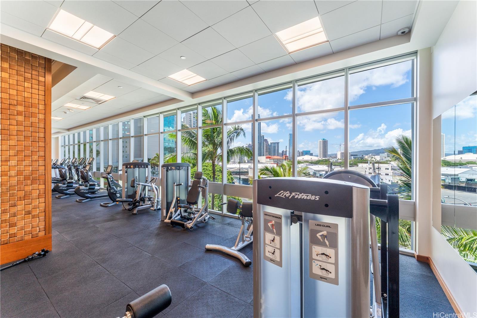 Waihonua condo # 2204, Honolulu, Hawaii - photo 15 of 17