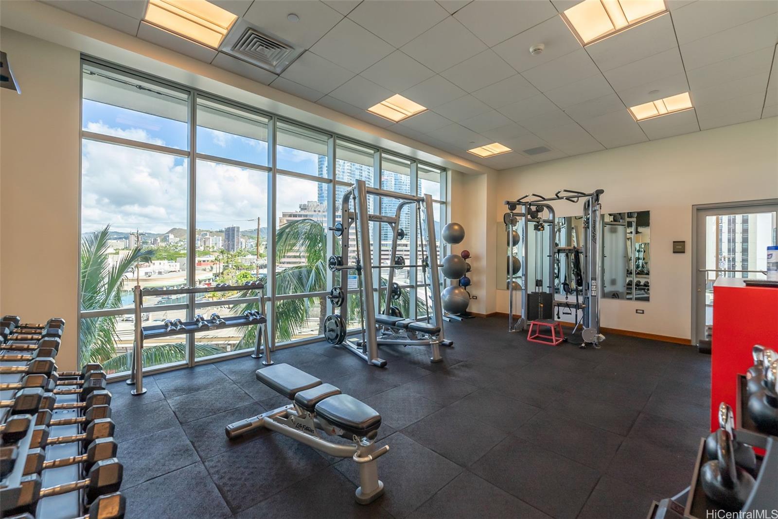 Waihonua condo # 2308, Honolulu, Hawaii - photo 18 of 19