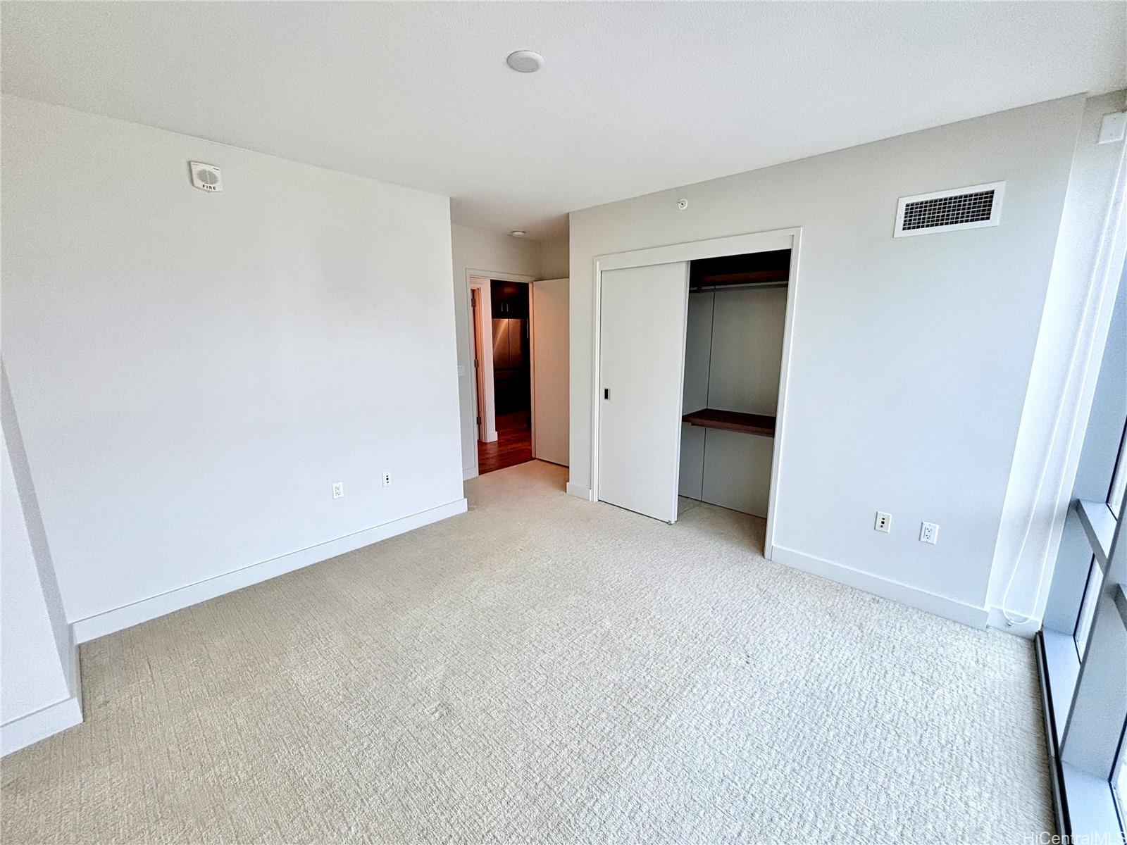 1189 Waimanu St Honolulu - Rental - photo 5 of 7