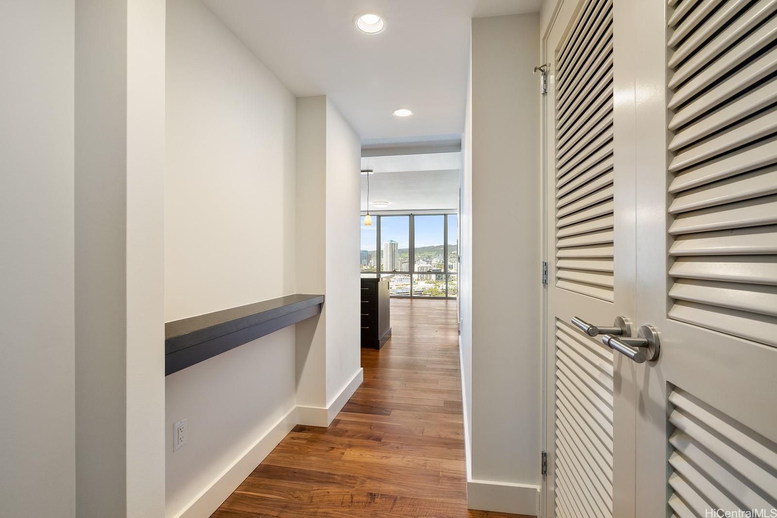 Waihonua condo # 2408, Honolulu, Hawaii - photo 11 of 25