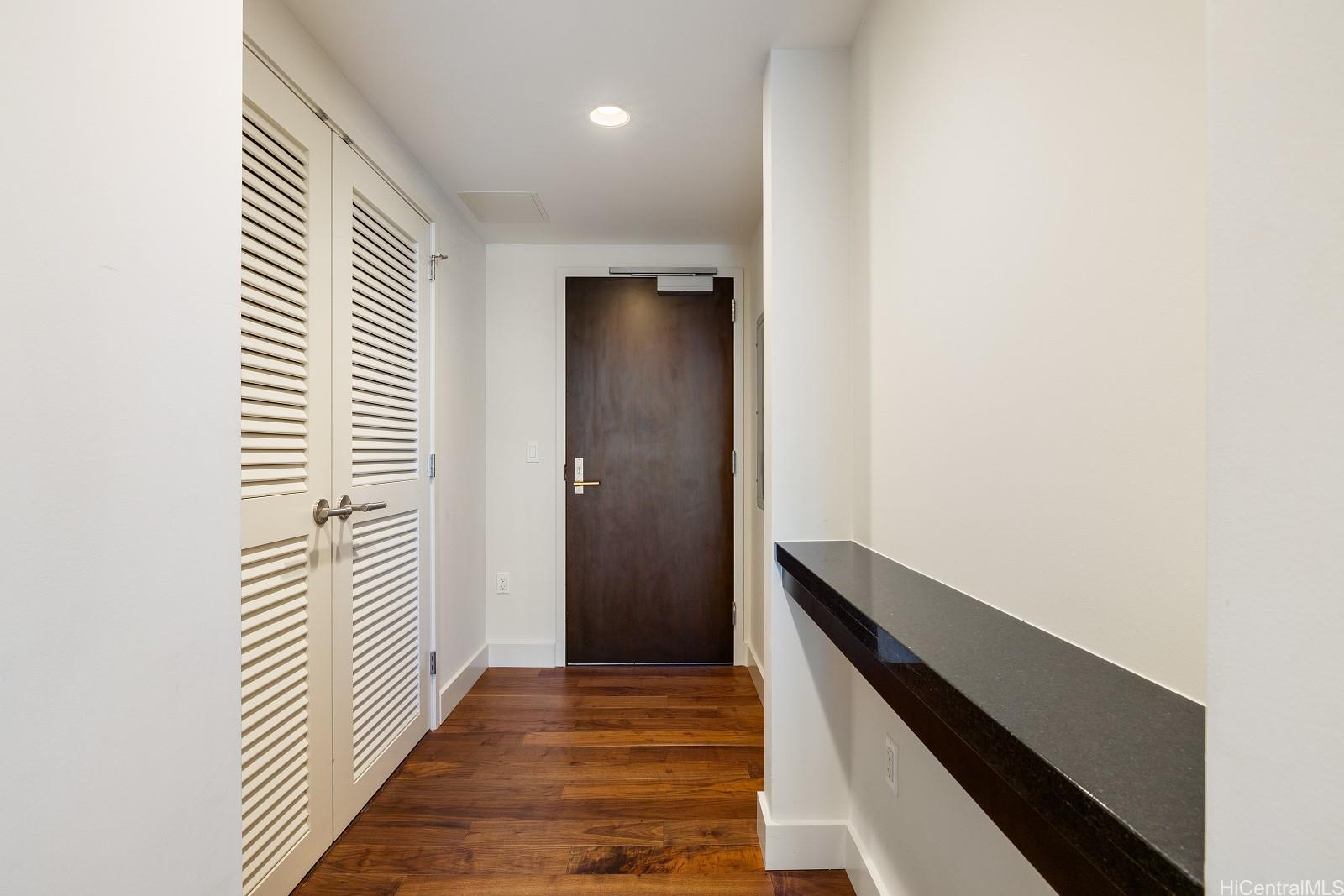 Waihonua condo # 2408, Honolulu, Hawaii - photo 12 of 25