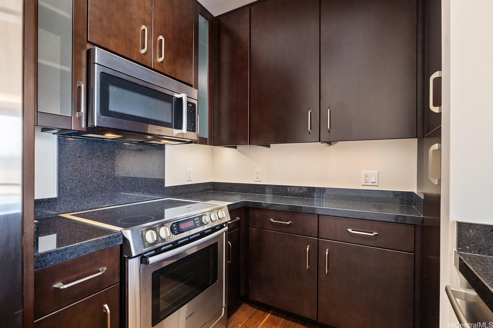 Waihonua condo # 2408, Honolulu, Hawaii - photo 5 of 25