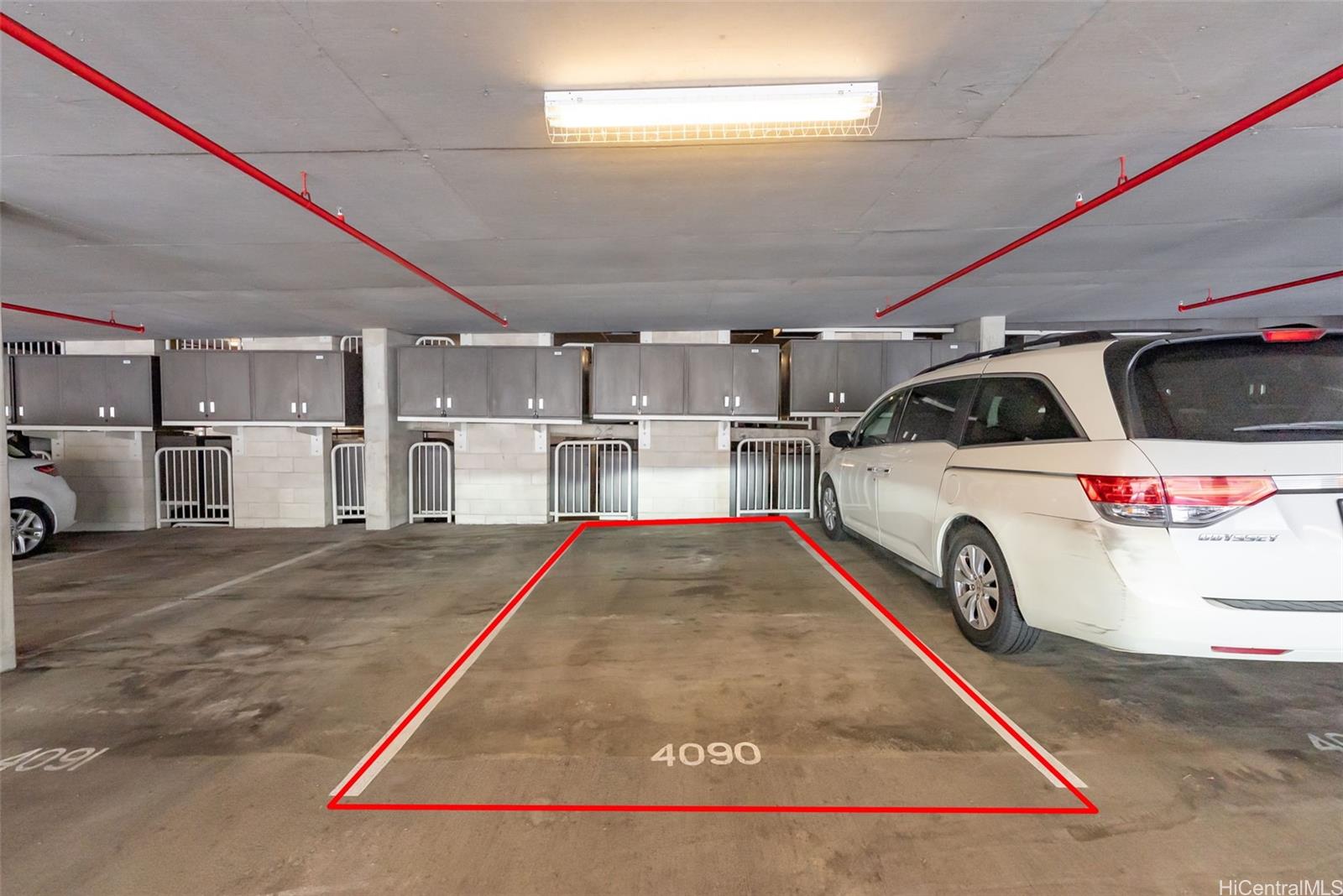 Waihonua condo # 2409, Honolulu, Hawaii - photo 23 of 24