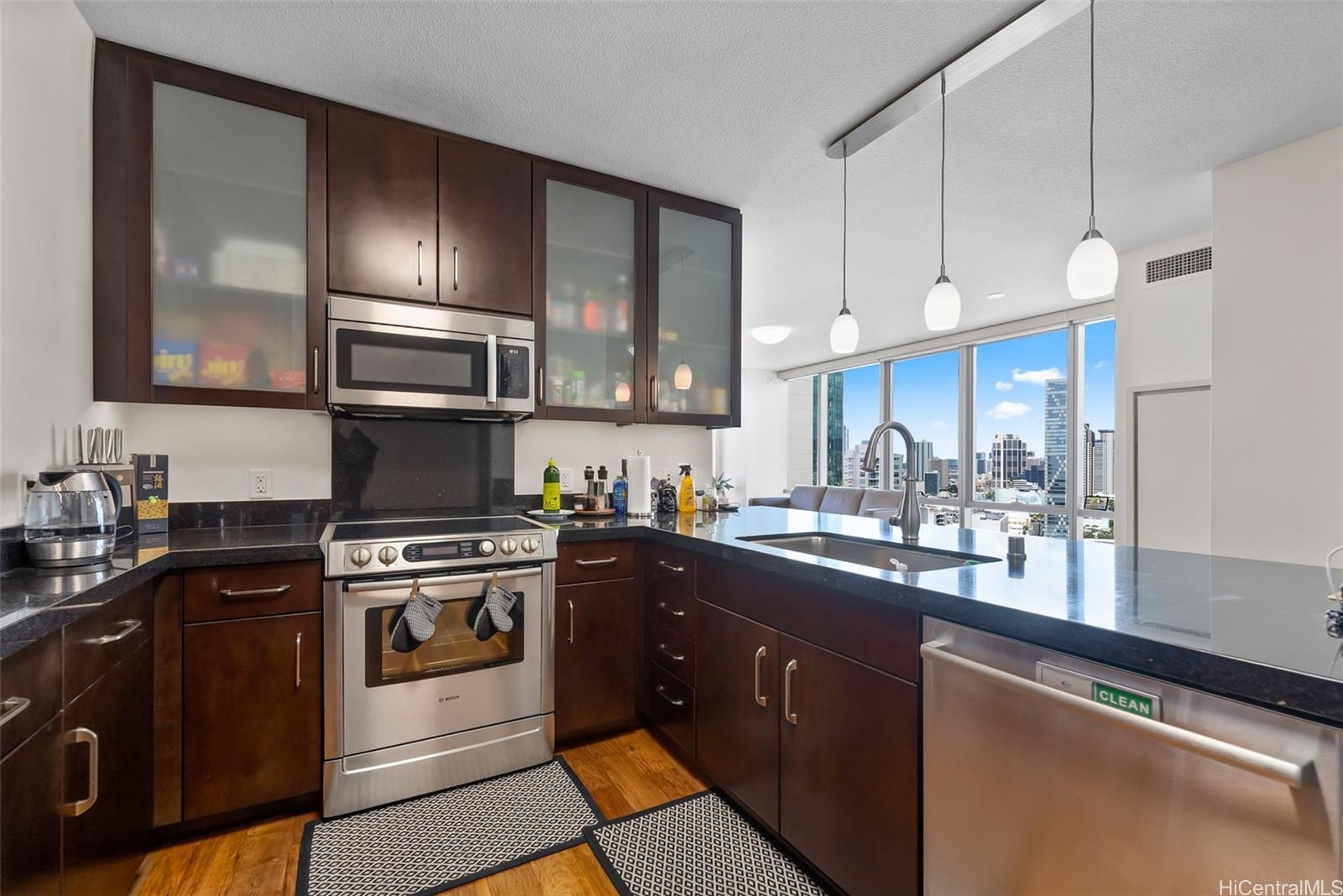 Waihonua condo # 2409, Honolulu, Hawaii - photo 5 of 24