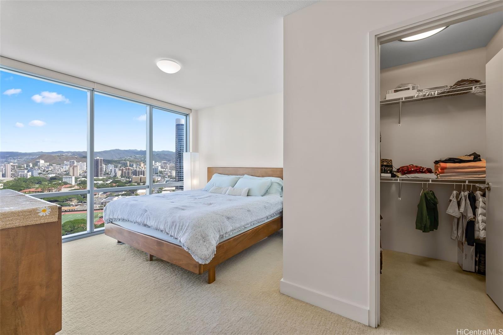 Waihonua condo # 2409, Honolulu, Hawaii - photo 8 of 24