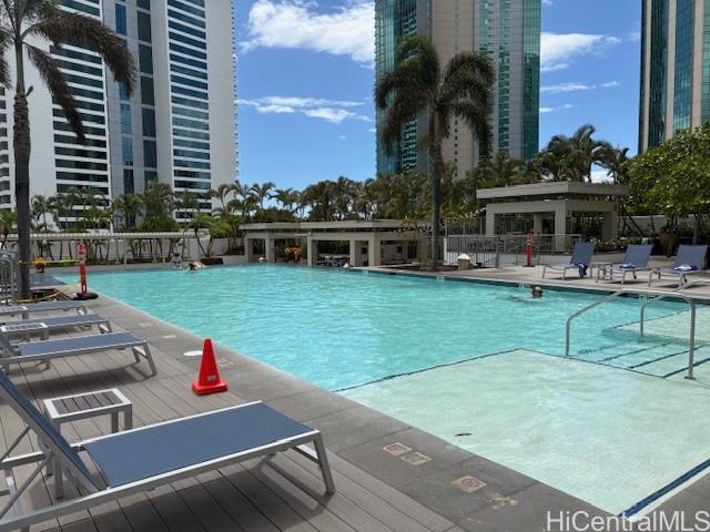 Waihonua condo # 2605, Honolulu, Hawaii - photo 12 of 14