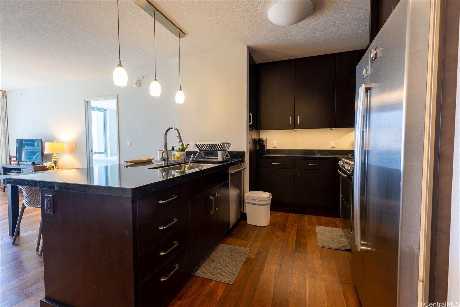 Waihonua condo # 2704, Honolulu, Hawaii - photo 5 of 15