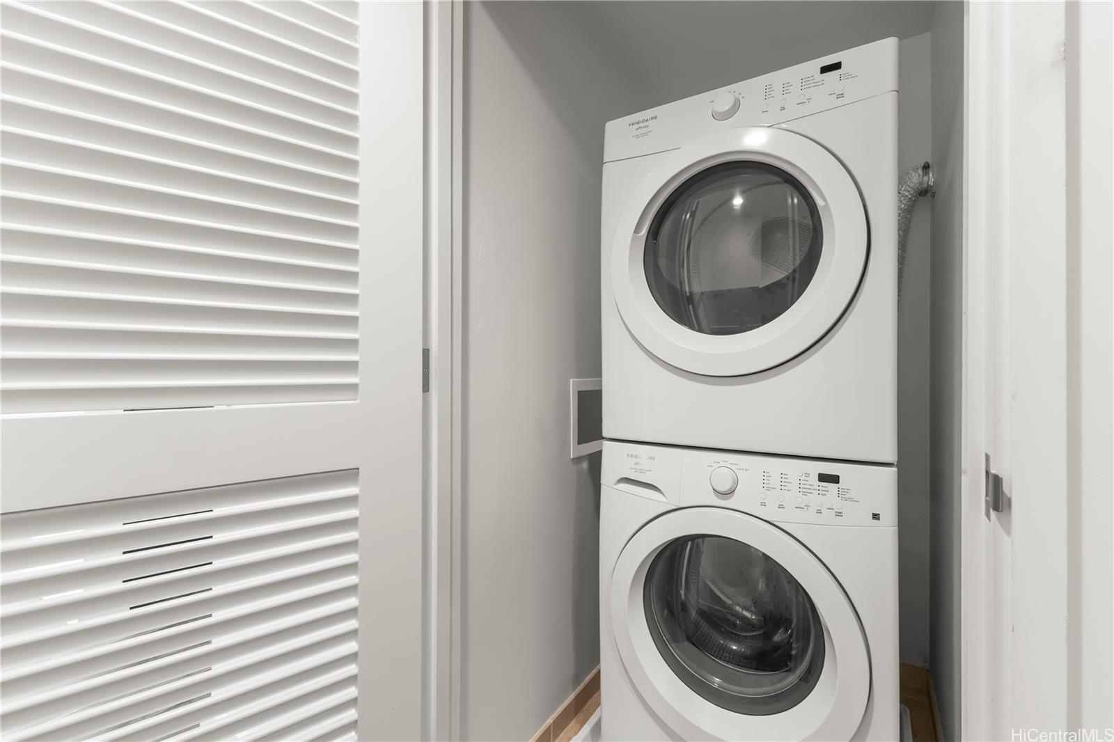 1189 Waimanu St Honolulu - Rental - photo 14 of 23