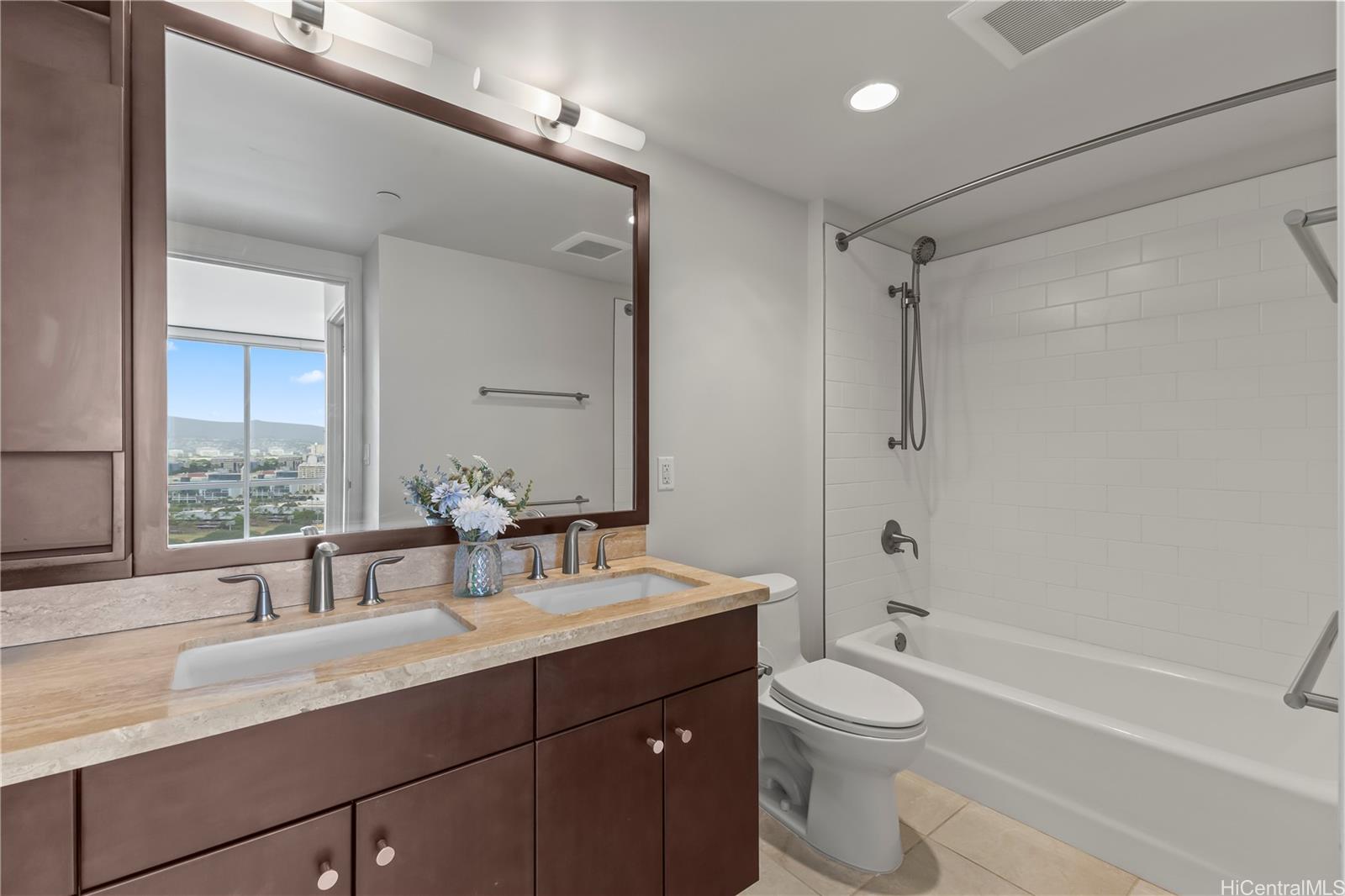 1189 Waimanu St Honolulu - Rental - photo 10 of 23