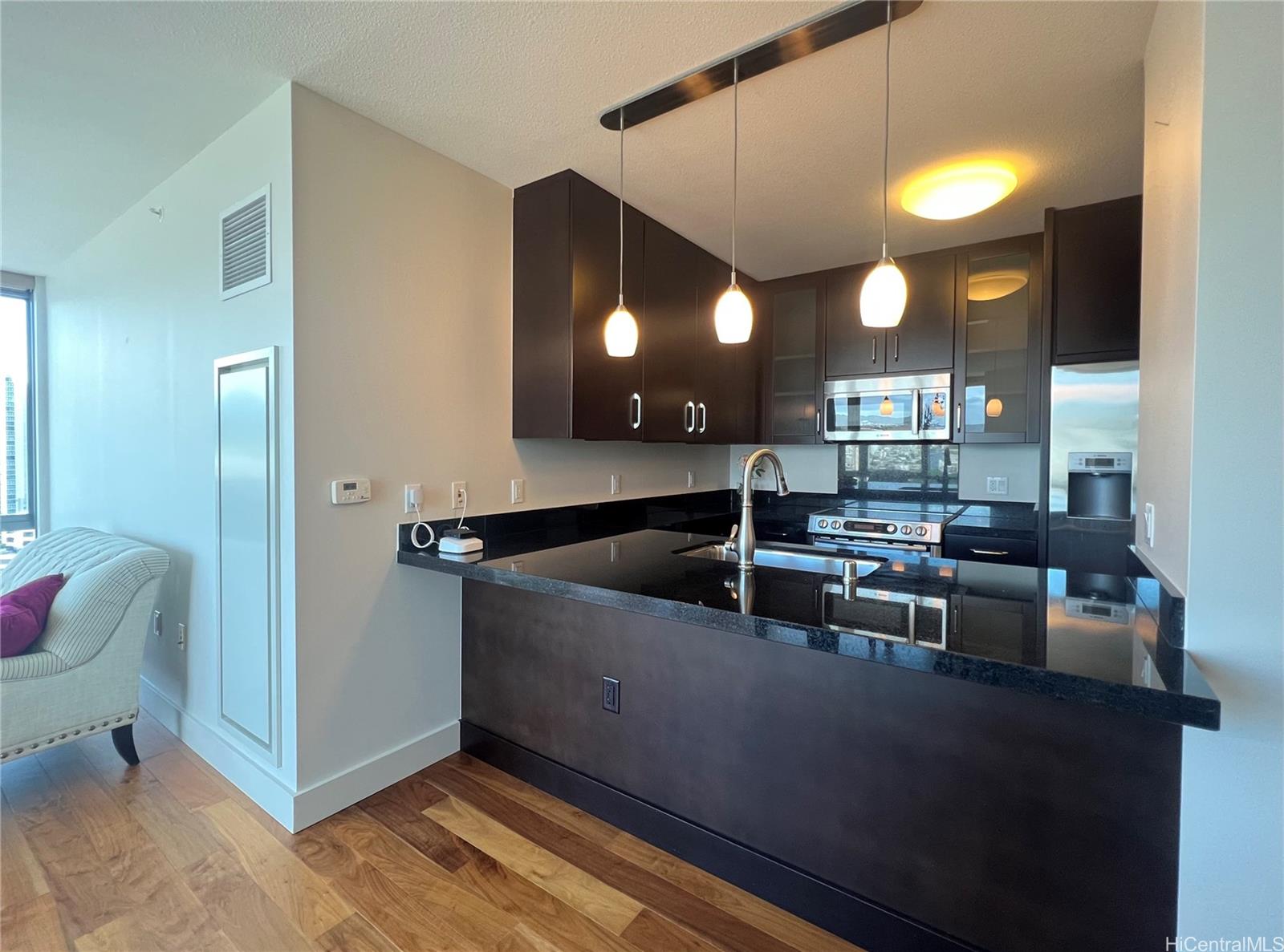 Waihonua condo # 280528, Honolulu, Hawaii - photo 13 of 21