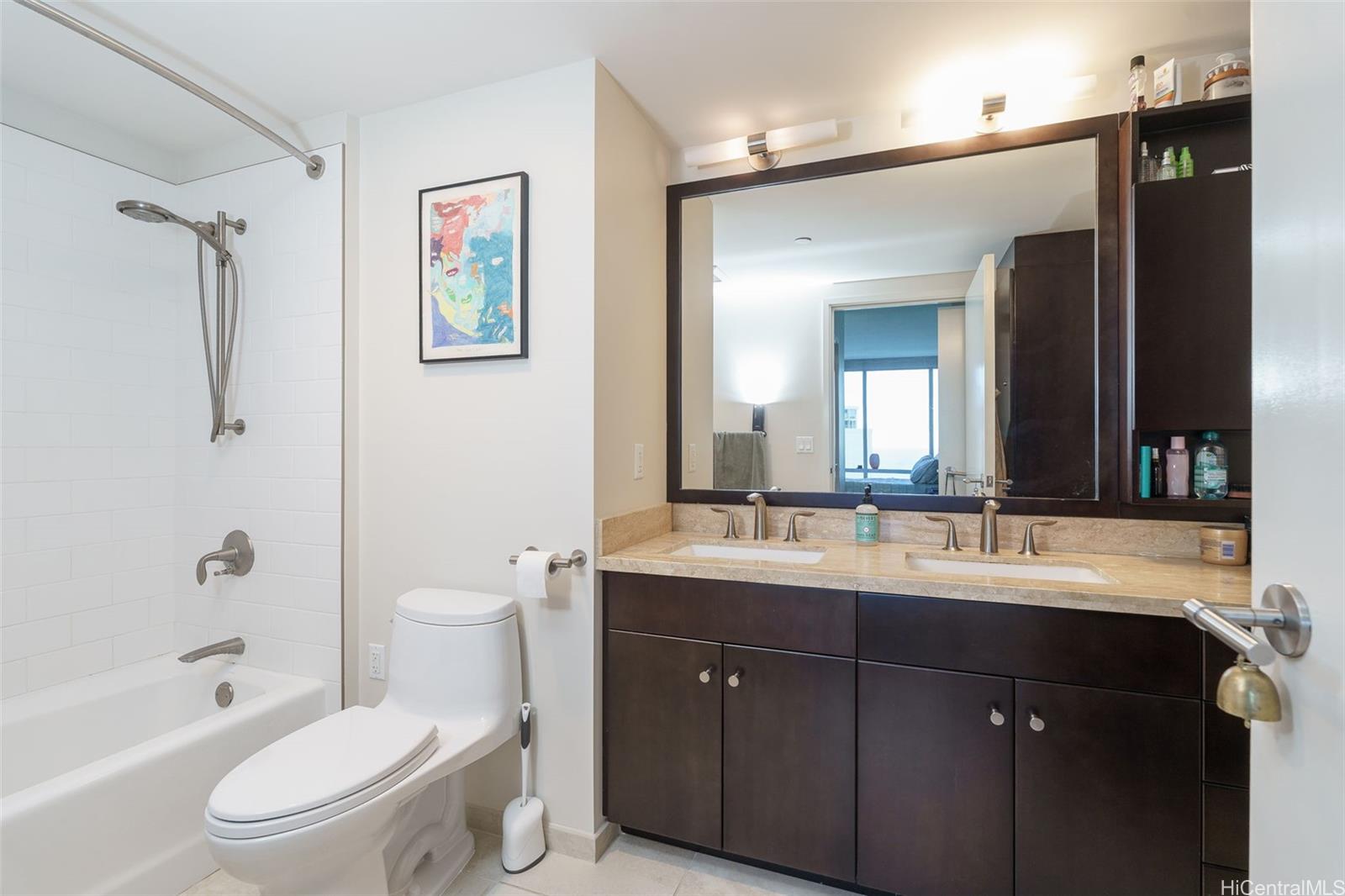 Waihonua condo # 280528, Honolulu, Hawaii - photo 15 of 25