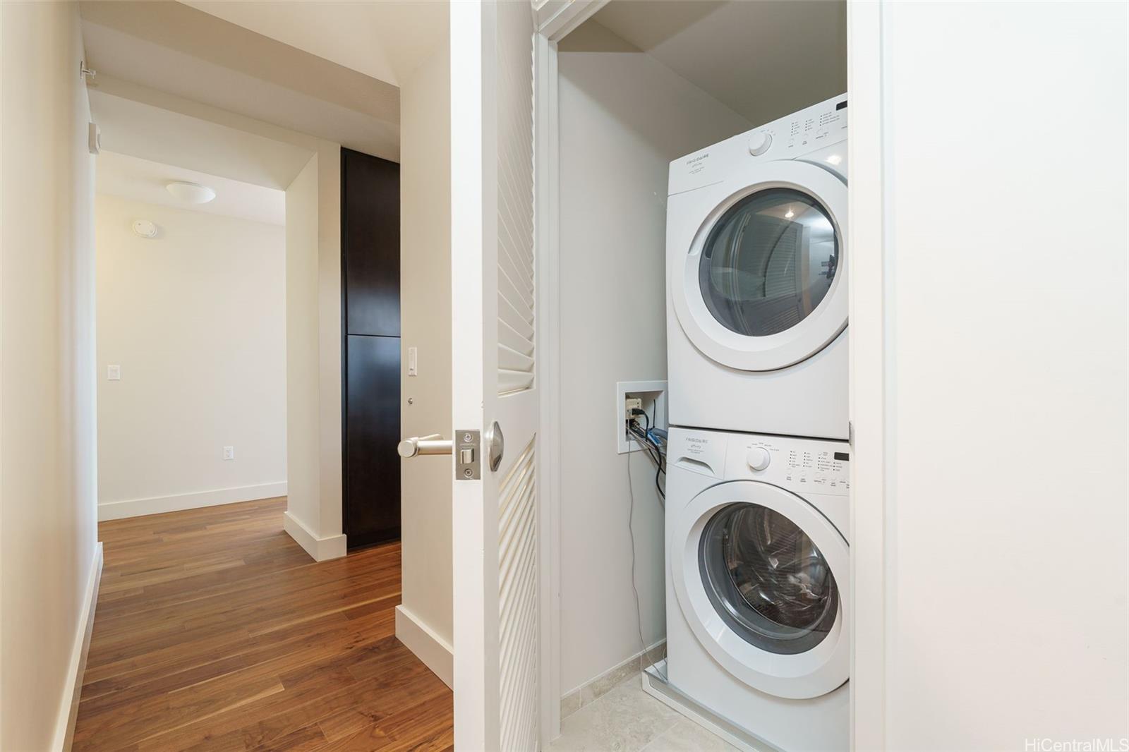 Waihonua condo # 280528, Honolulu, Hawaii - photo 24 of 25