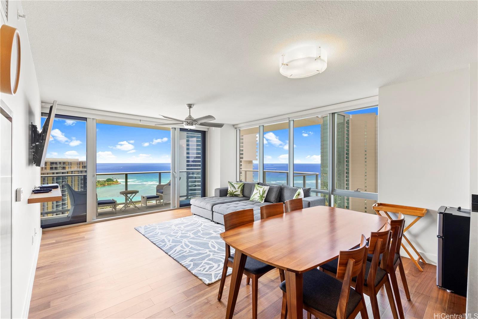 Waihonua condo # 3101, Honolulu, Hawaii - photo 2 of 25