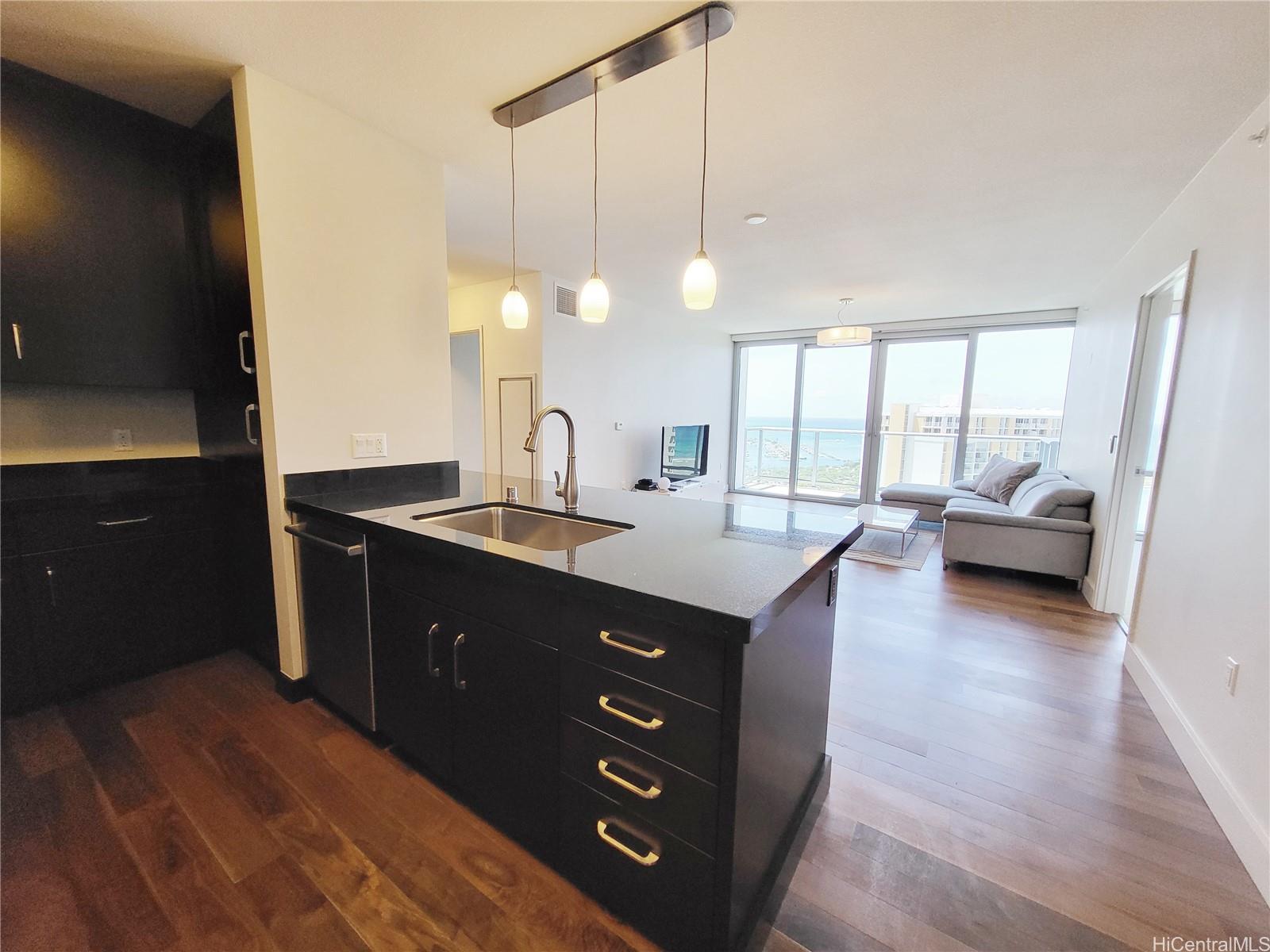 1189 Waimanu St Honolulu - Rental - photo 3 of 25