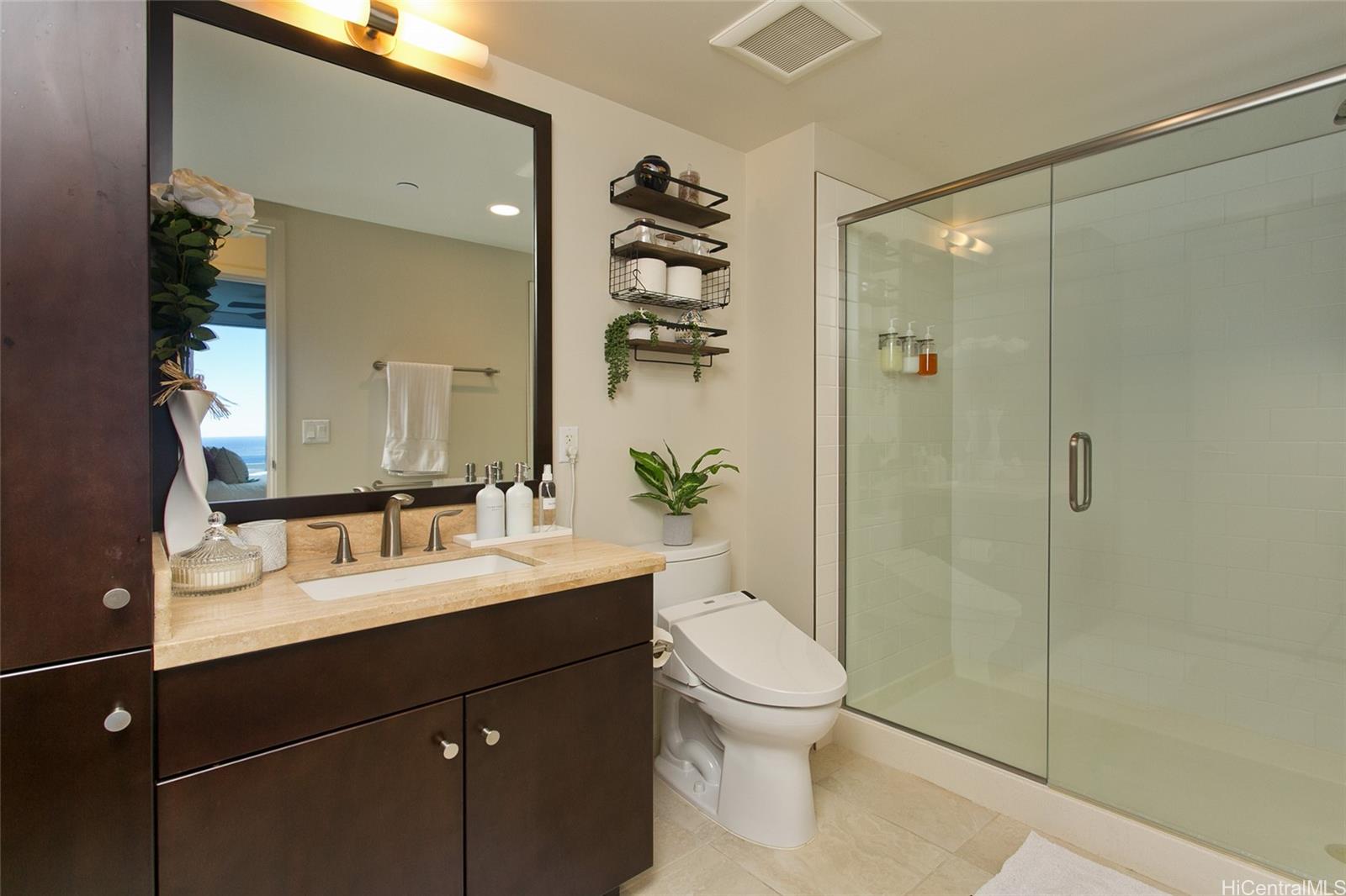 1189 Waimanu St Honolulu - Rental - photo 15 of 21