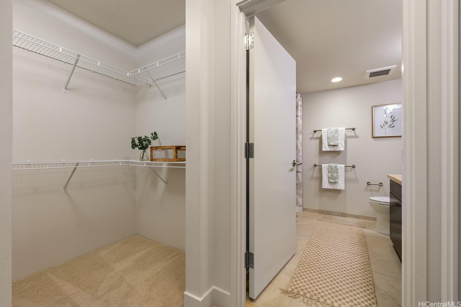 Waihonua condo # 3703, Honolulu, Hawaii - photo 12 of 25