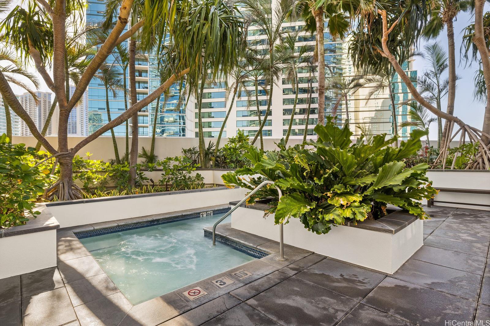 Waihonua condo # 3703, Honolulu, Hawaii - photo 18 of 25