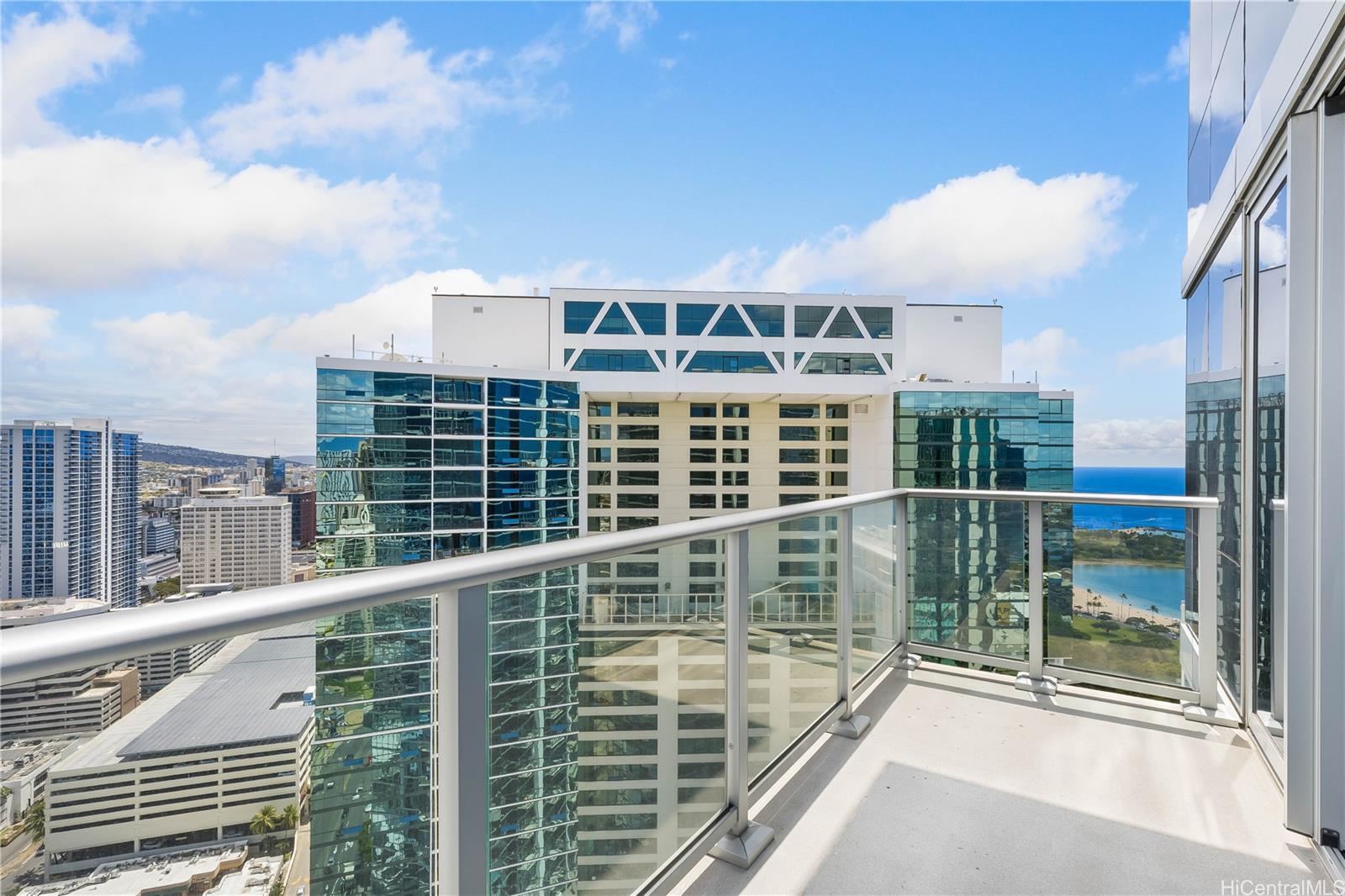 Waihonua condo # 3905, Honolulu, Hawaii - photo 14 of 25