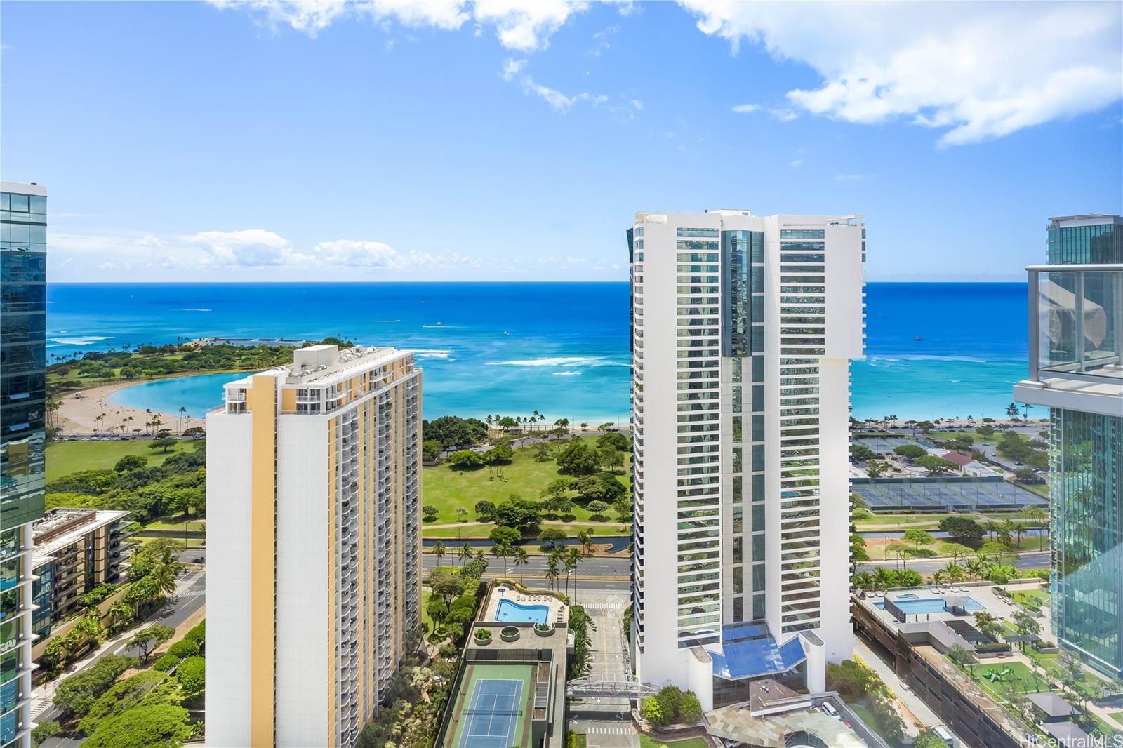 Waihonua condo # 3905, Honolulu, Hawaii - photo 16 of 25