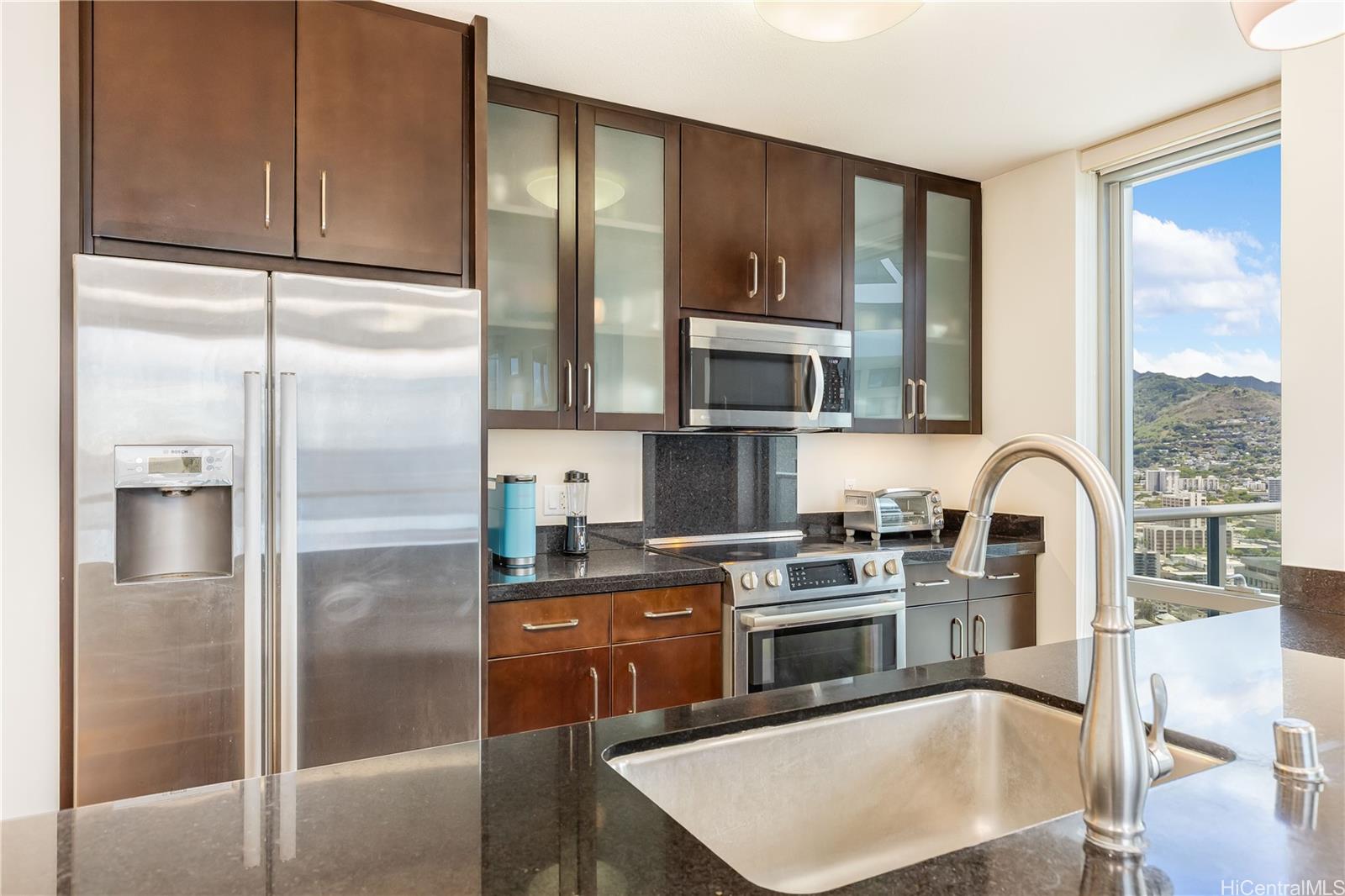 Waihonua condo # 3905, Honolulu, Hawaii - photo 6 of 25