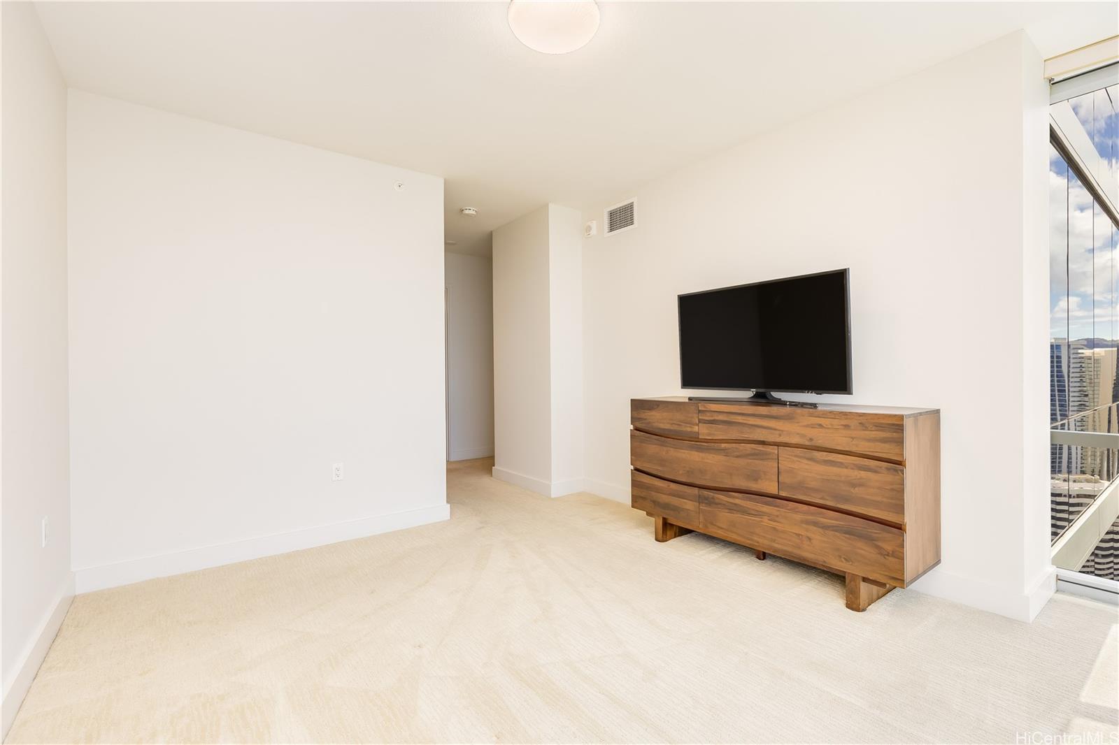 Waihonua condo # 3905, Honolulu, Hawaii - photo 8 of 25