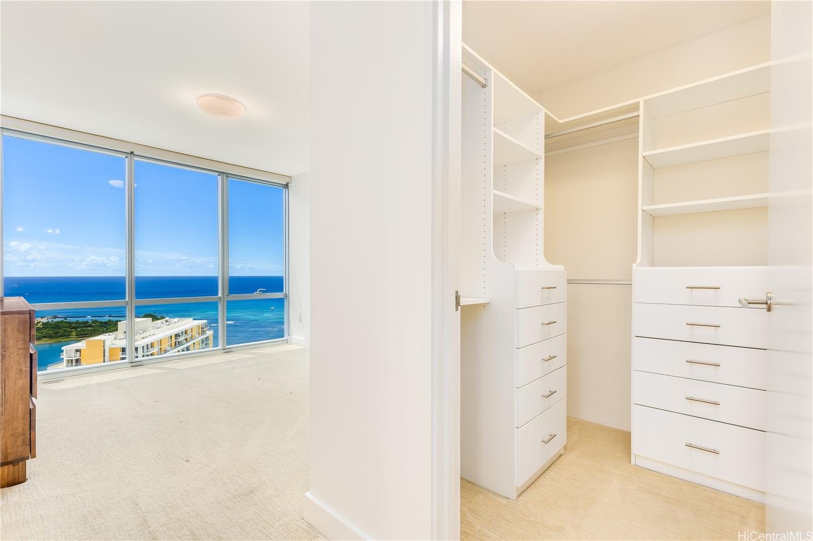 Waihonua condo # 3905, Honolulu, Hawaii - photo 9 of 25