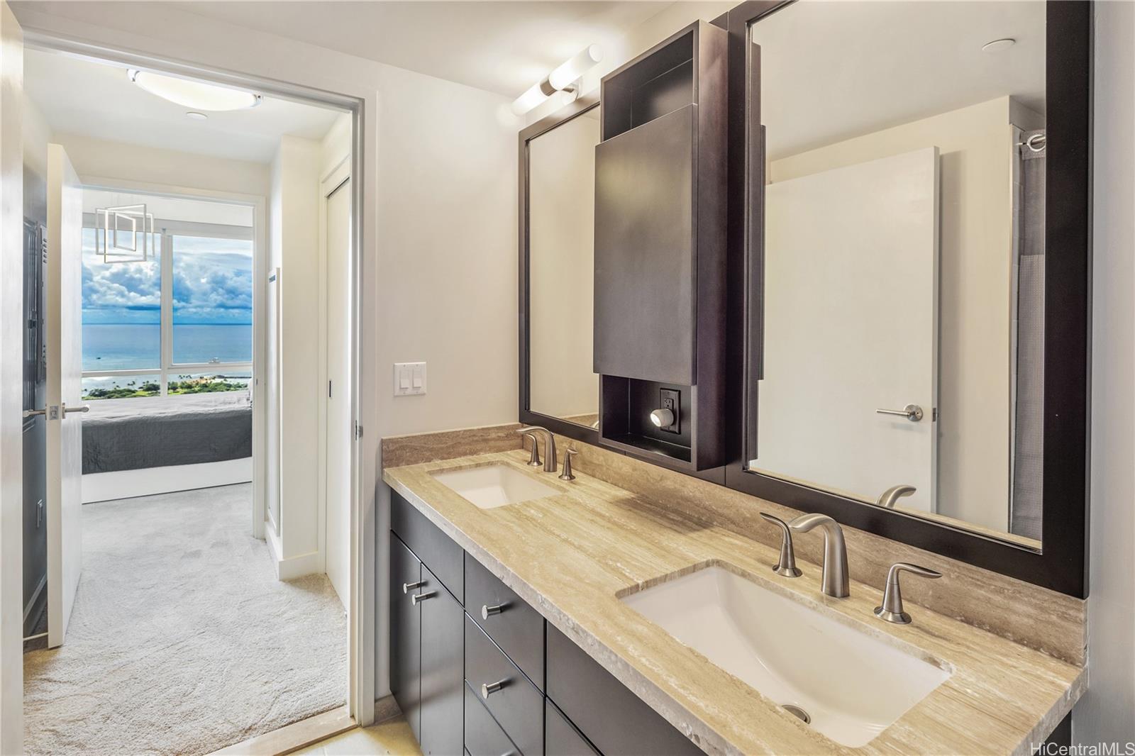 Waihonua condo # 4002, Honolulu, Hawaii - photo 14 of 24