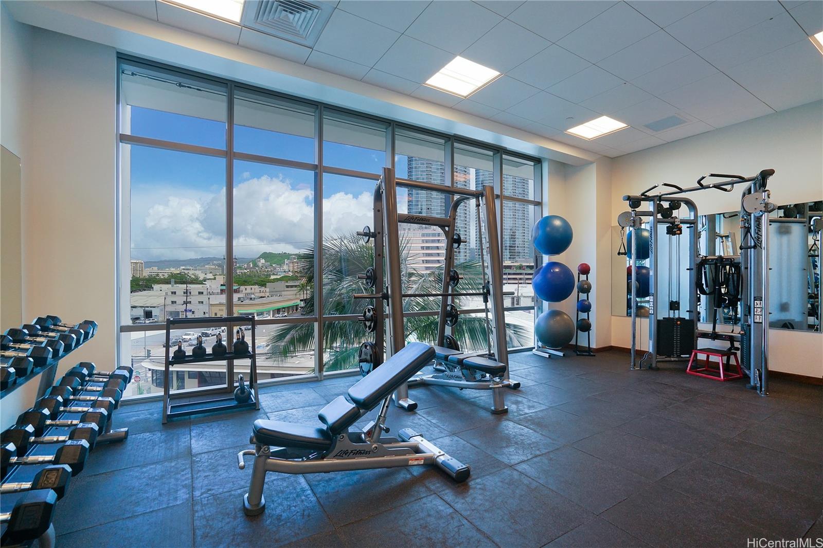 Waihonua condo # 4002, Honolulu, Hawaii - photo 21 of 24