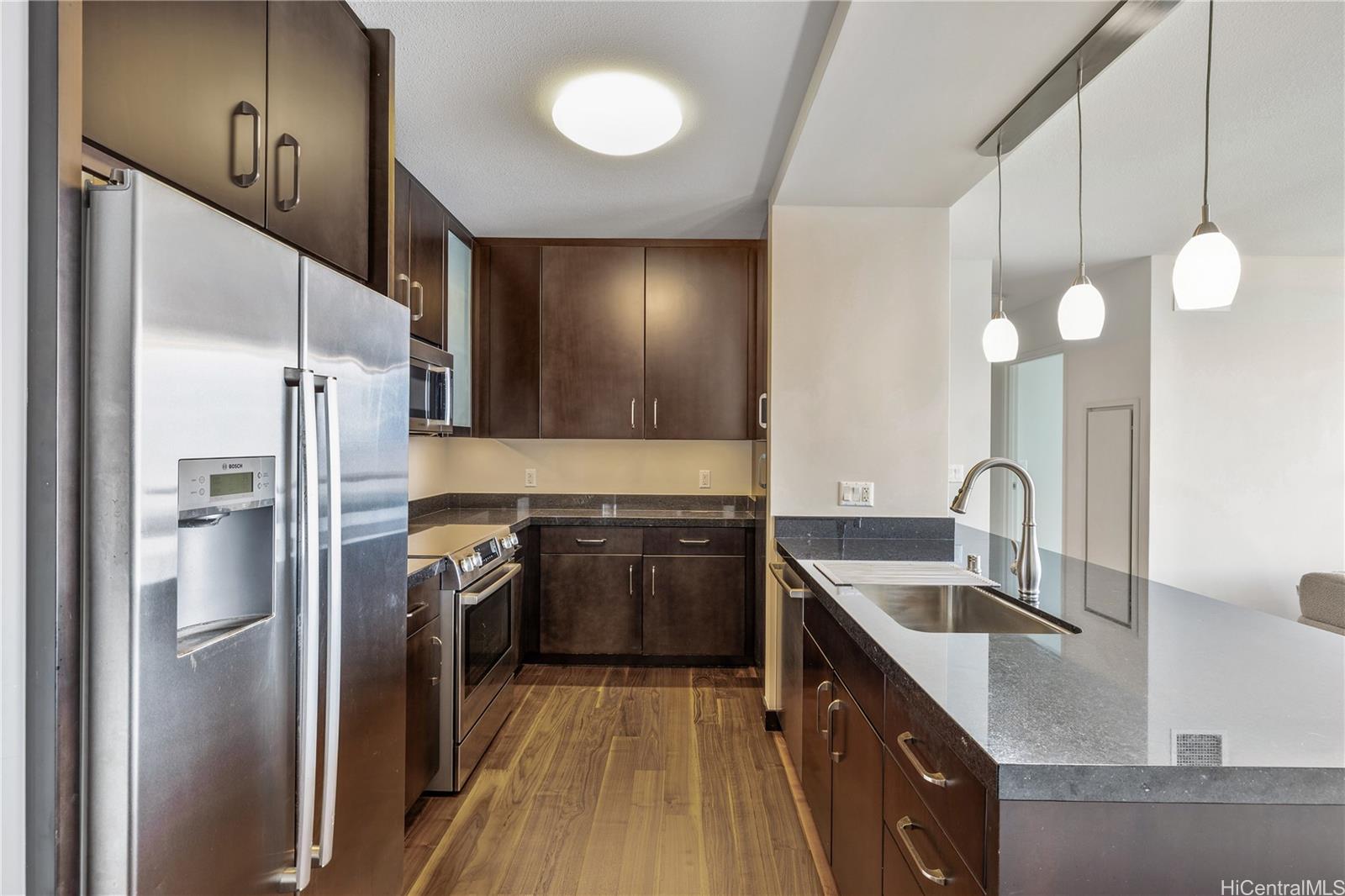 Waihonua condo # 4002, Honolulu, Hawaii - photo 8 of 24