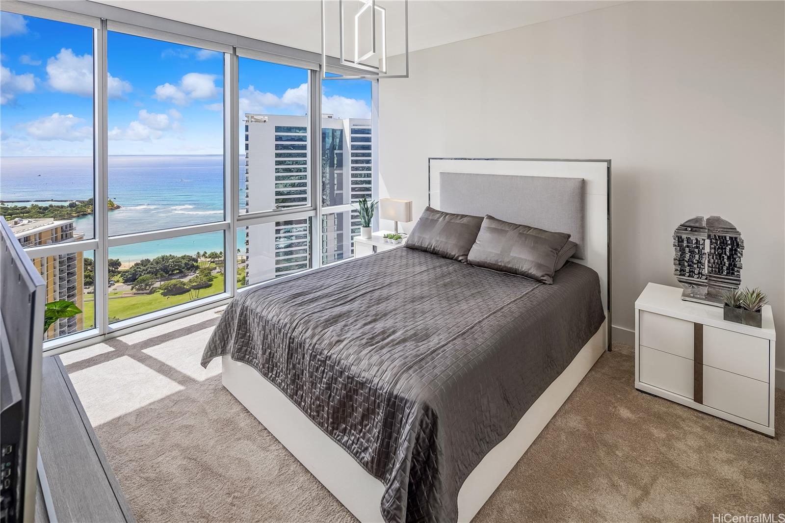 Waihonua condo # 4002, Honolulu, Hawaii - photo 10 of 24