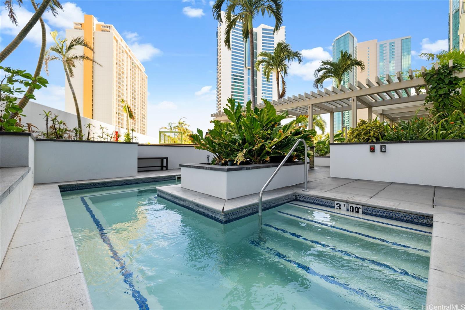 Waihonua condo # 4008, Honolulu, Hawaii - photo 15 of 18