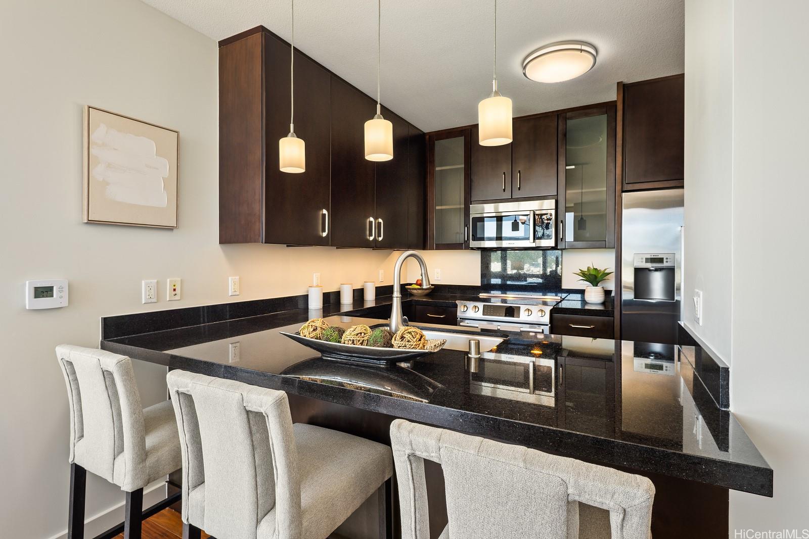 Waihonua condo # 4204, Honolulu, Hawaii - photo 5 of 25