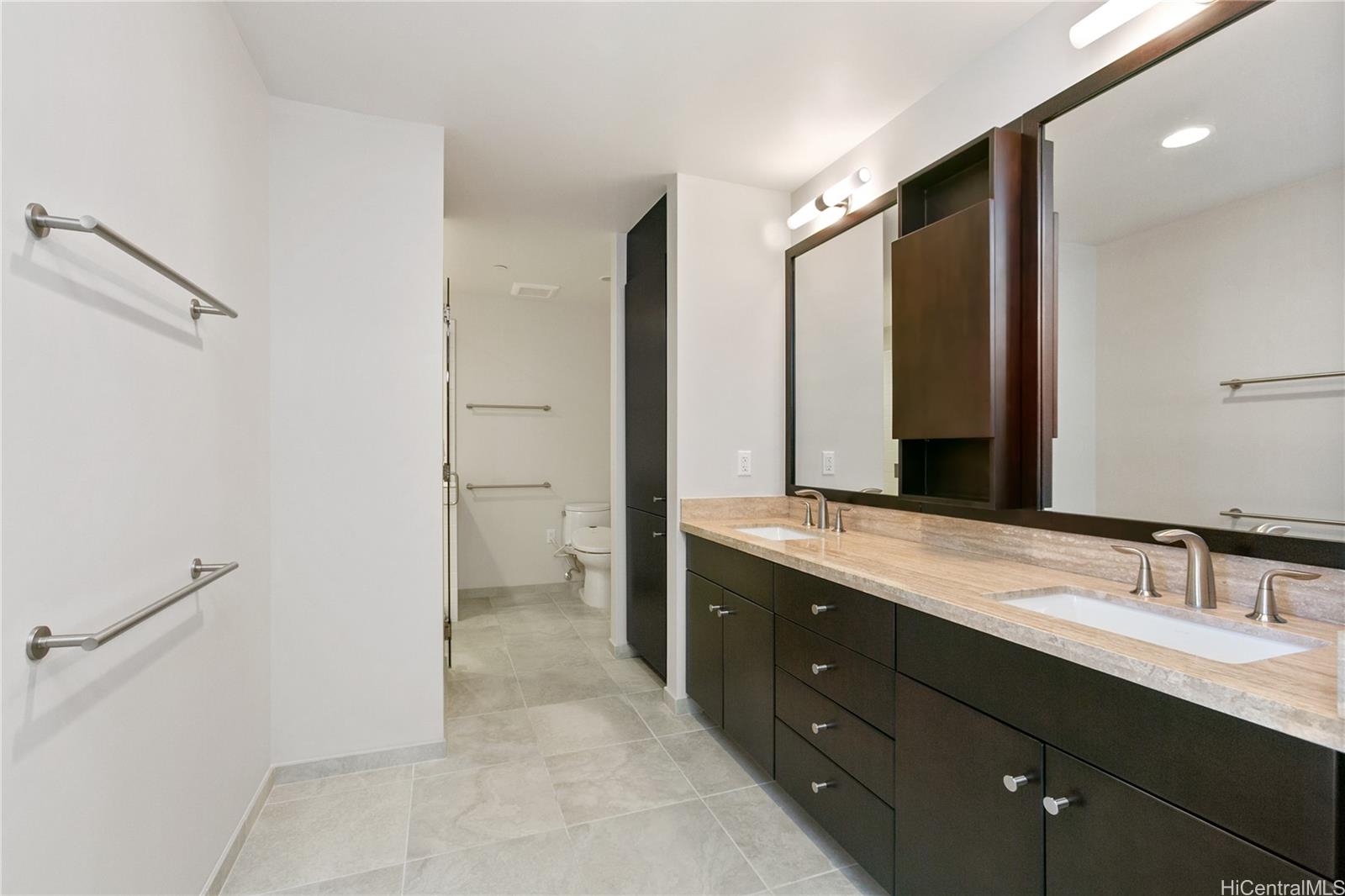 Waihonua condo # 4301, Honolulu, Hawaii - photo 12 of 22