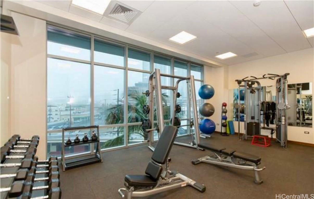 Waihonua condo # 4301, Honolulu, Hawaii - photo 20 of 22