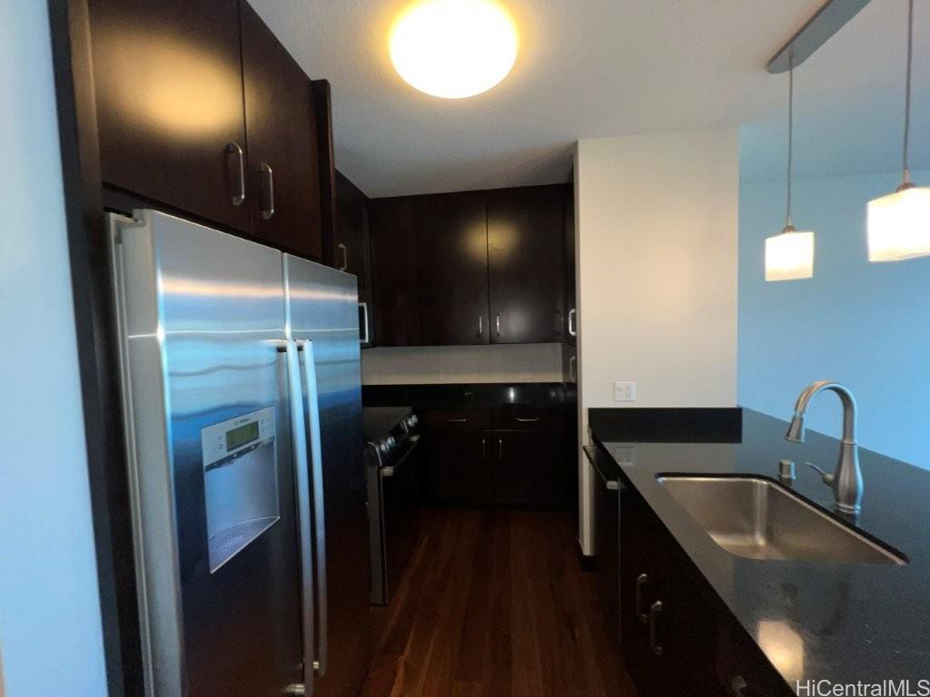 1189 Waimanu Street Honolulu - Rental - photo 2 of 18